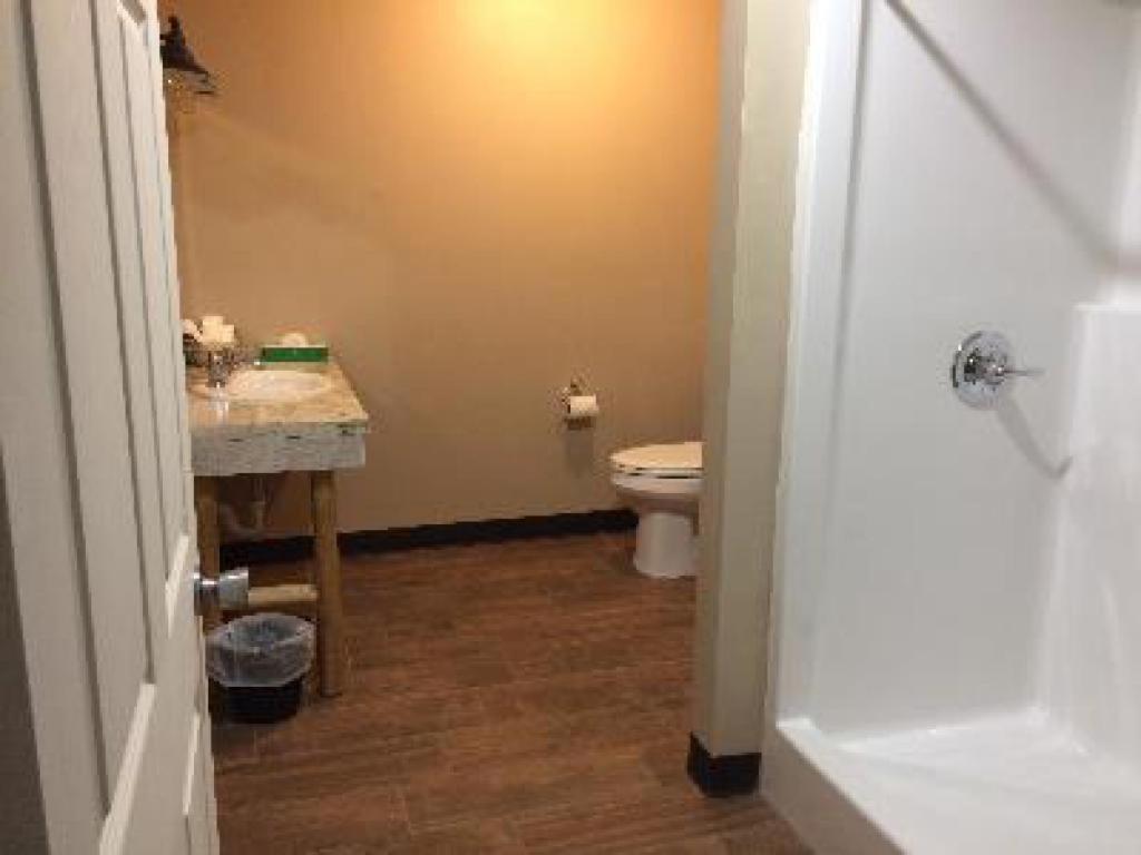 Big Horse Inn And Suites Lewistown 外观 照片